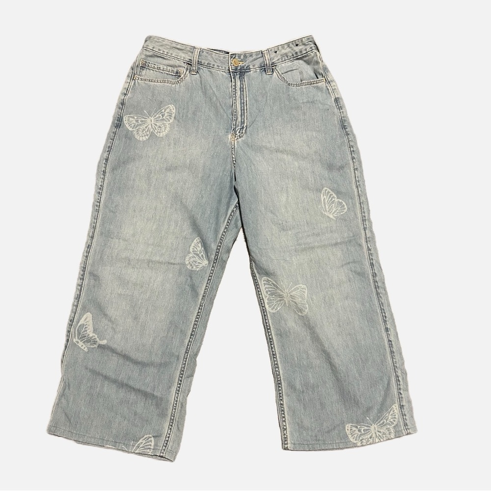 Hollister wide leg light and wash butterfly jeans